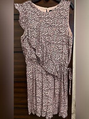 Sugar Lips NWT Pink Leopard Print Sleeveless Romper